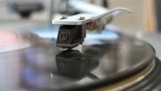 Video thumbnail of "Simon and Garfunkel - Homeward Bound (2008 HQ Vinyl Rip) - Technics 1200G / Audio Technica ART9"