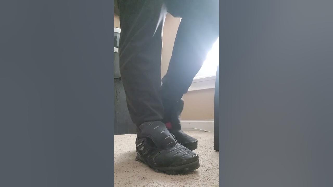 vapormax with socks