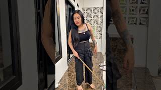 Bela Kira Sees A Strange Object Turns Out To Be A Snake  Her Reaction Makes You Tense shortsfe