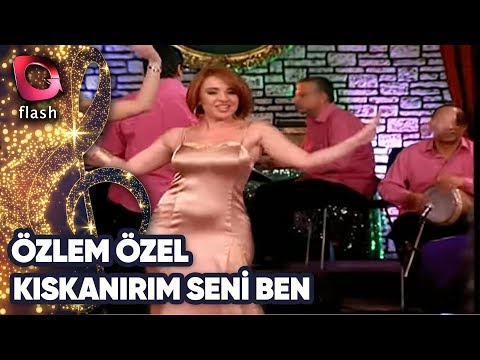 ÖZLEM ÖZEL - KISKANIRIM SENİ BEN | Canlı Performans -  25.01.2012