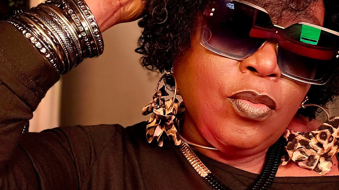 HELLO BEAUTIFUL SOUL ❤️❤️GOING LIVE!!! I LOVE YOU GUYS🙏🏾❤️❤️❤️