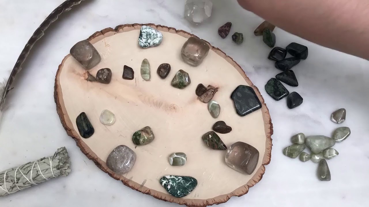 6 Ways to Use Your Healing Crystals - YouTube