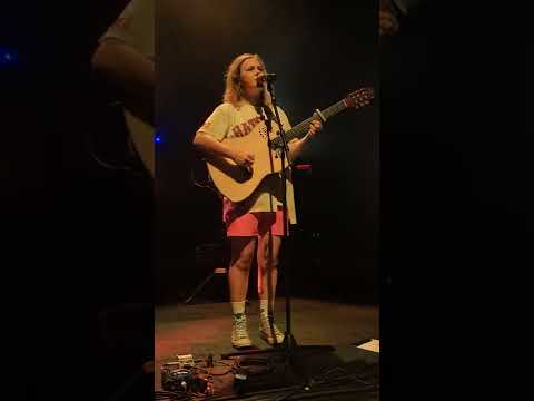 Emma Peters |
