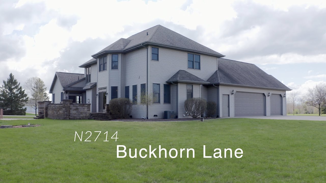 N2714 BUCKHORN Lane, APPLETON, WI // CUSTOM BUILT // 1.33 ACRES // Tiffany Holtz Real Estate