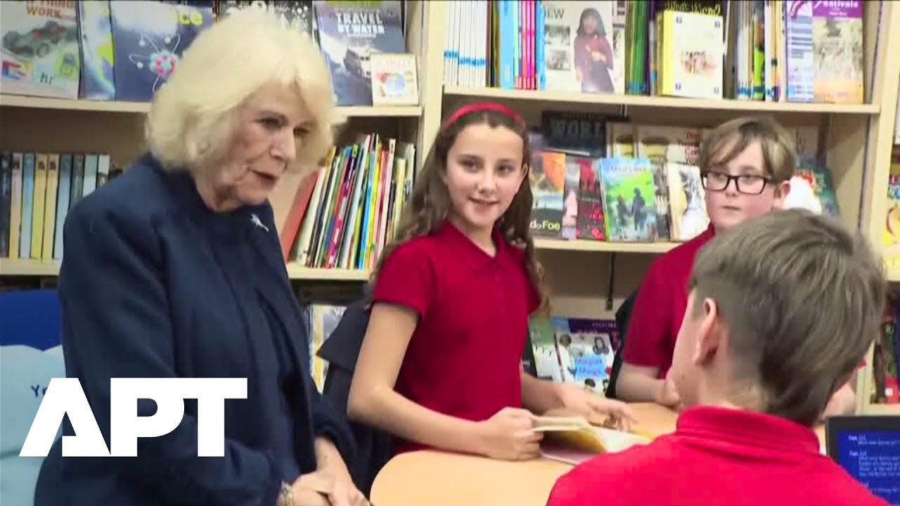 Уэльс приветствует королевского гостя: королева Камилла посещает валлийскую школу для совместного...