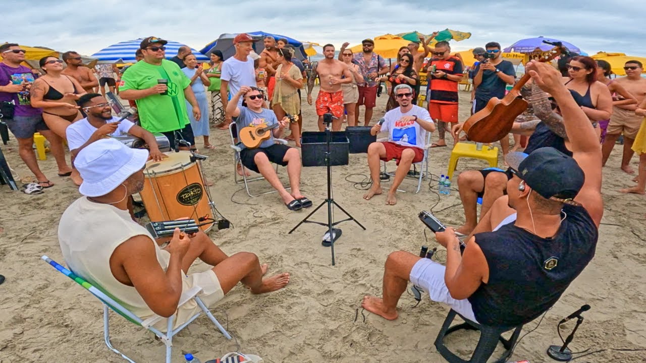 Pagode na Praia - Compasso do Amor / Preciso Te Amar / Do Jeito Que a Vida Quer