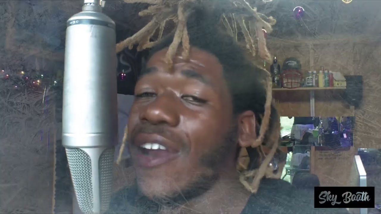 Larry Byrd- Shoulders (Live Performance)