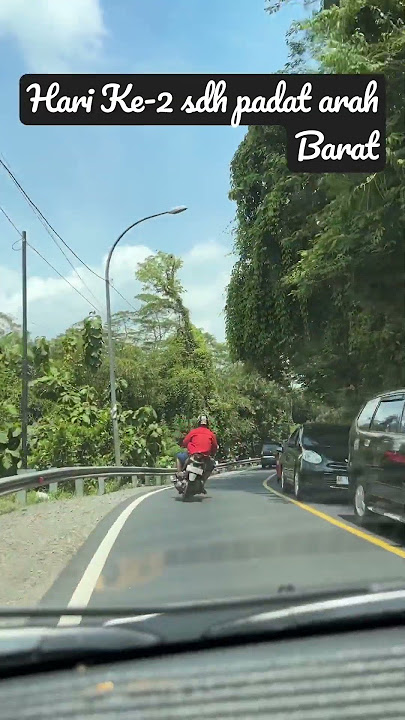 Sudah macet arah barat #storywa #story #quote #travel