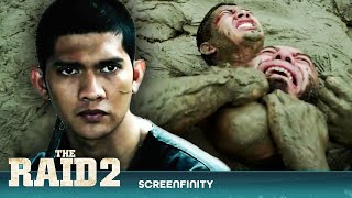 Rama Fights Off Inmates | Attack Scene - Epic Mass Brawl | The Raid 2 | Screenfinity