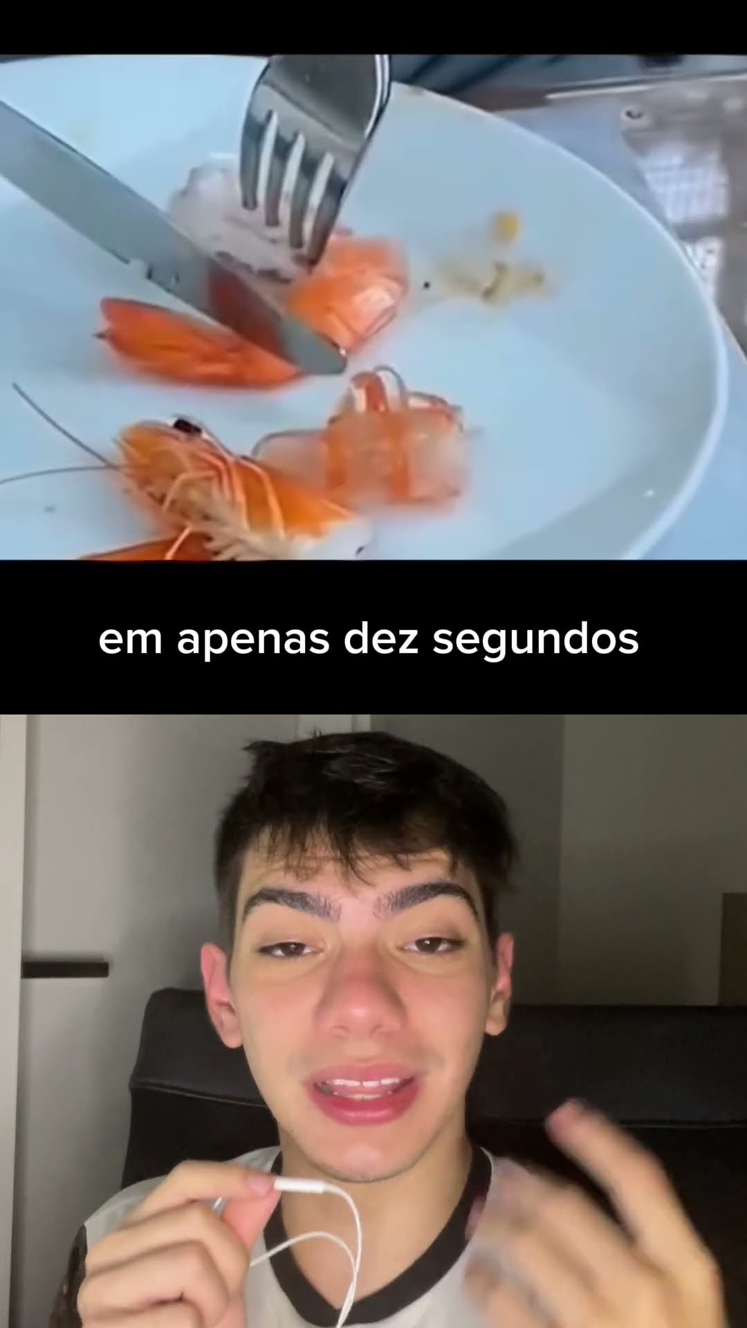 Como cortar e limpar camarão em 10 segundos! Rápido, prático e perfeito pra sua receita!