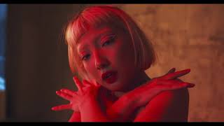 Asian Top Model - No Bra - No