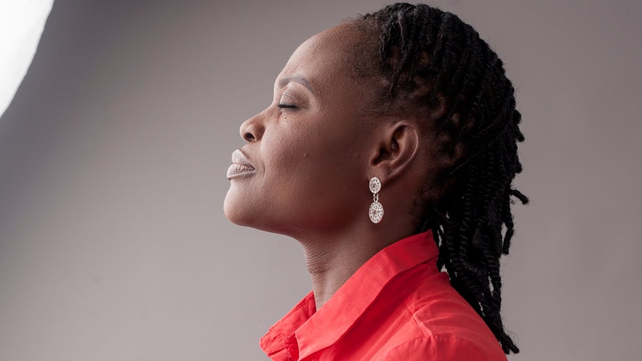 Deep Worship session by Etoro Afahakan 