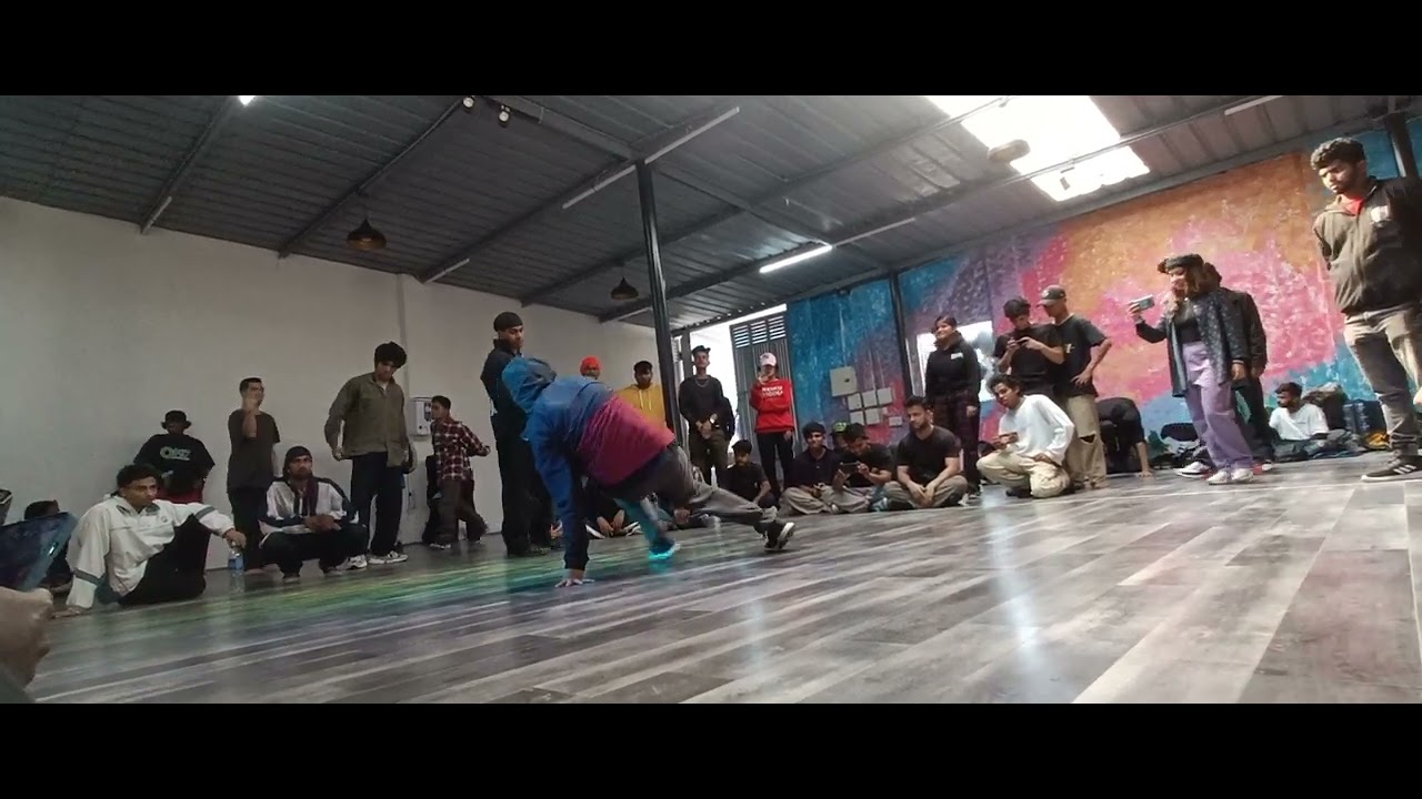 bboy smoke vs bboy Lil sky | bboying battle | Indian Dancers and Bboys | Original Streetdance