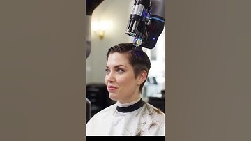 A robot just gave a perfect haircut. Yes, you read that