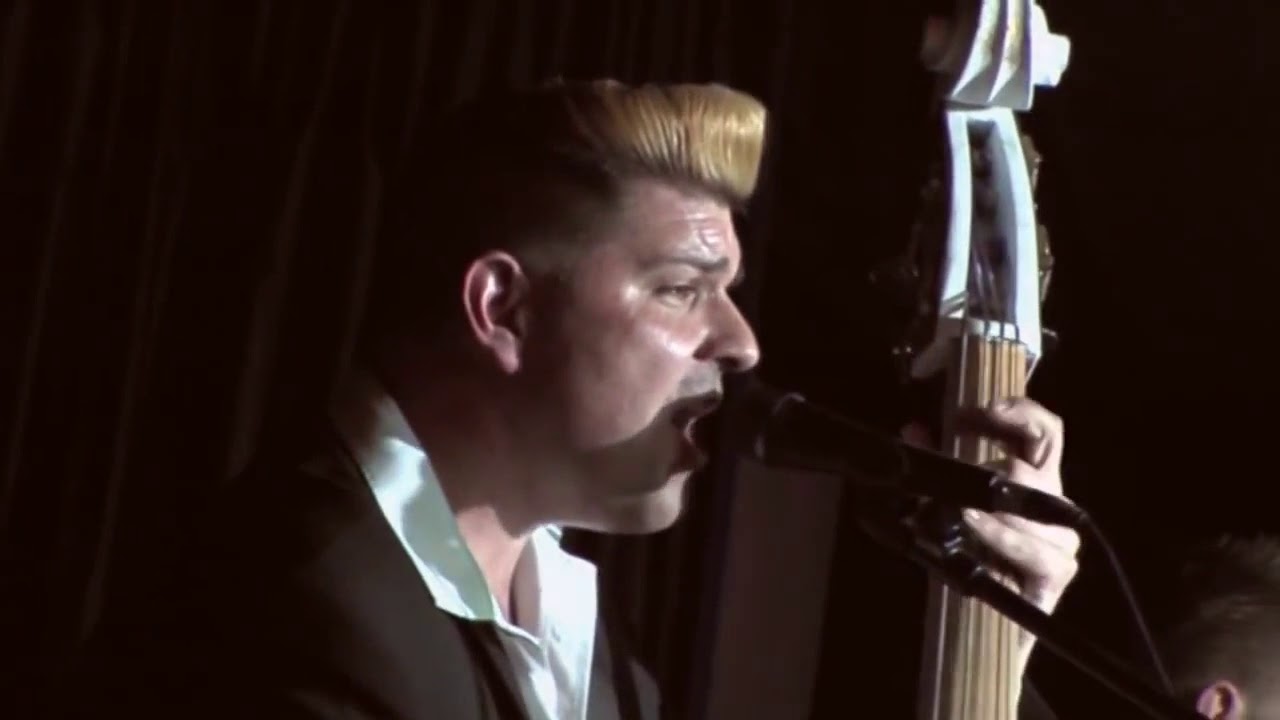 The Firebirds - Two Hearts Two Kisses