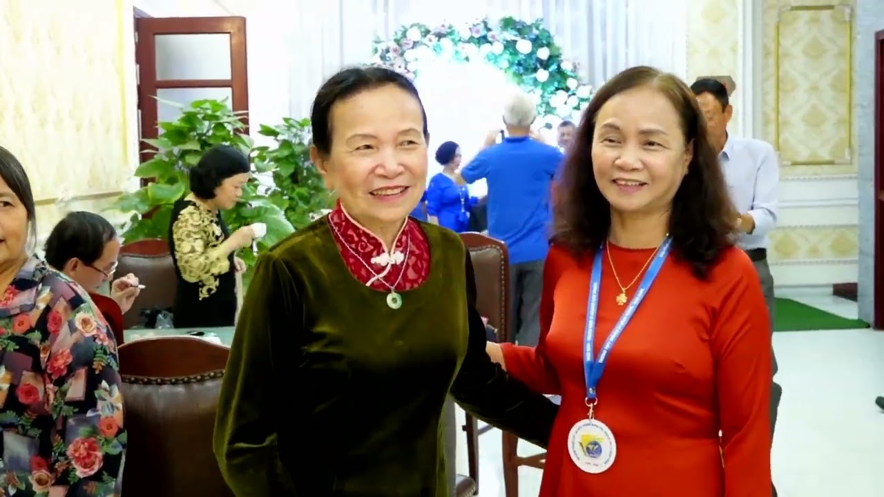 Kỷ niệm hội khóa 72-75 trường chuyên Lê Hồng Phong Nam Định