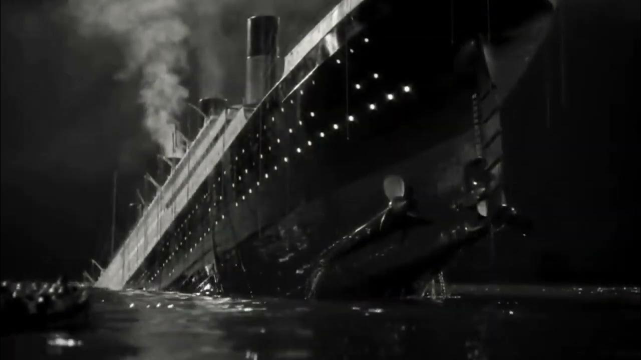 Титаник эстетика корабля. Корабль призрак октавиус фото. Корабли дизельпанк верфь порт. Титаник пароход 1912. Корабль призрак галеон.