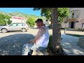 U debeloj hladovini