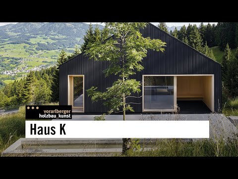 Video: Overhead-Spots: Schwarze Und Weiße Flecken Im Inneren Eines Holzhauses, Decke Doppelt Und Punktförmig, Quadratisch Und Andere Spots