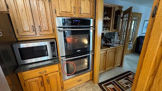 Electrolux wall oven light is not working|how to fix Electrolux wall oven light bulb|ew30ew6cgs