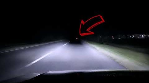Volkswagen - Dynamic Light Assist  ( DLA )