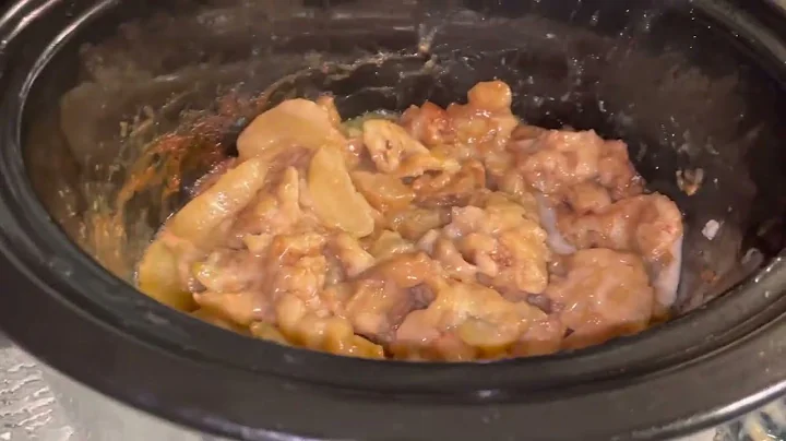 Super Easy 3 Ingredient Apple Cinnamon Roll Dessert