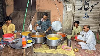 80/- Rs 1 AM NIGHT STREET FOOD IN LAHORE 😍 CHANAY | CHICKEN CURRY | CHAWAL - PAKISTAN STREET FOOD