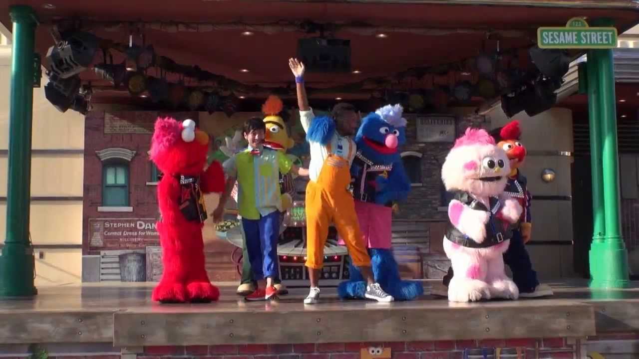 【USJ】 Sesame Street Magical Music Box 2013/08/18 ⑤ YouTube
