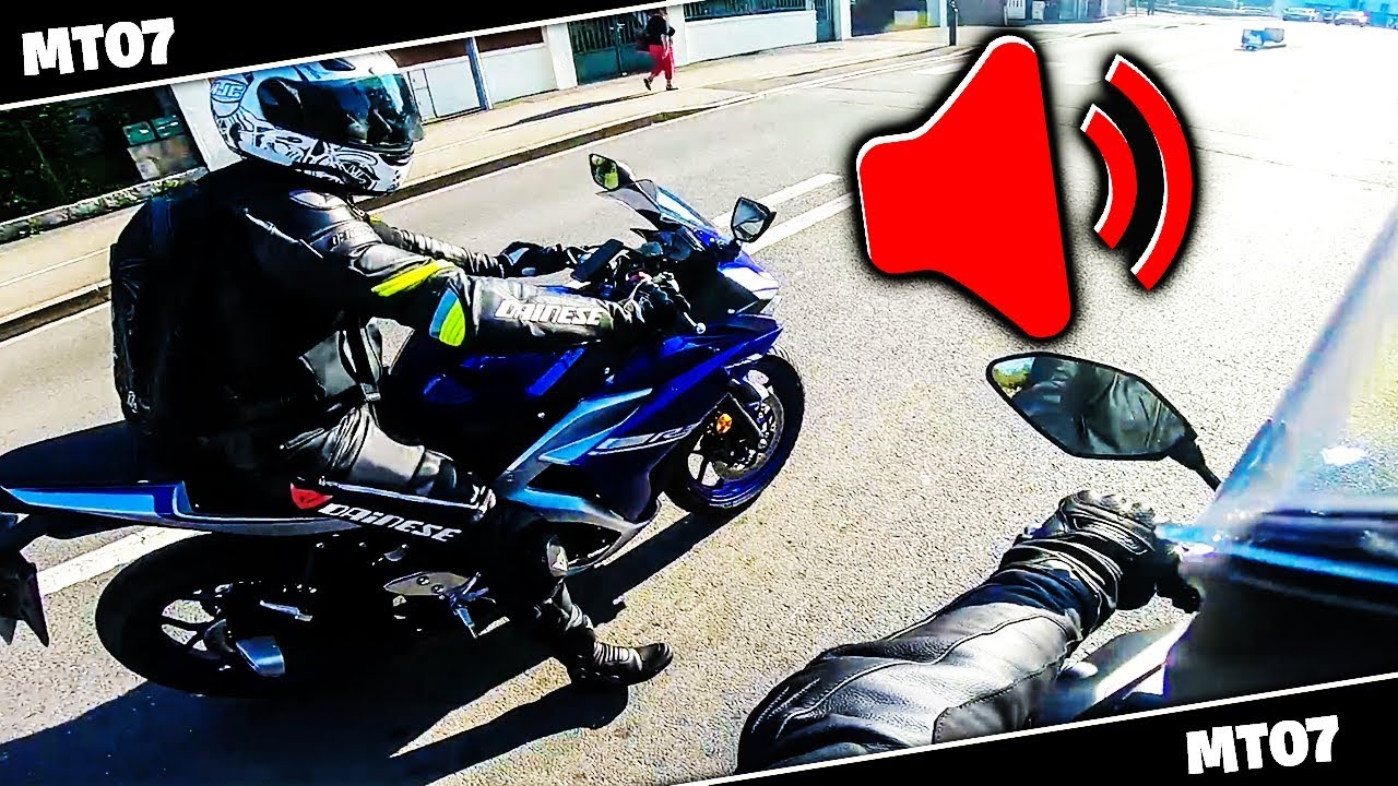 2 KÉKÉS ET 1 FEU ROUGE VOILA CE QUE CA DONNE ... // MotoVlog