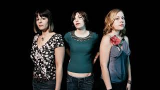 SLEATER-KINNEY BAND * You're No Rock N Roll Fun    2000   HQ