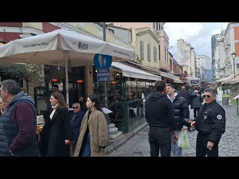 Θεσσαλονίκη: Γέμισαν κόσμο τα Λαδάδικα το μεσημέρι της Τσικνοπέμπτης