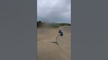 Both ways.. flipped it. #arrma #notorious #flips #skatepark #scmodels