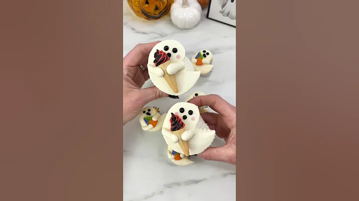 Ghost Pots 👻🧁#cakedbyrach #cake #halloween #cupcake #shortsfeed #ghost #spookyseason #baking #cute