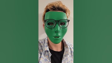 Reading the entire Shrek script 1 word per day #1991 "🎶your...🎶"