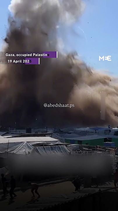 The moment Israeli air strike hits tents in Gaza