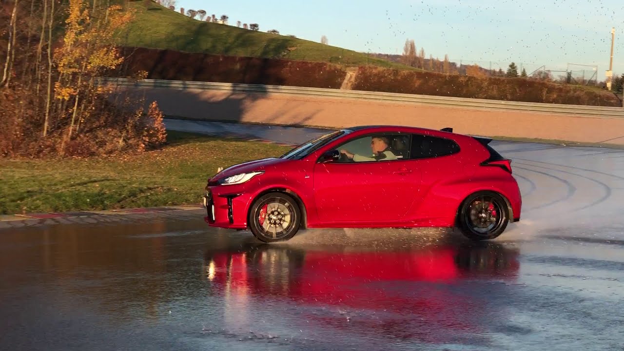 Toyota Yaris GR Drift Sachsenring - YouTube