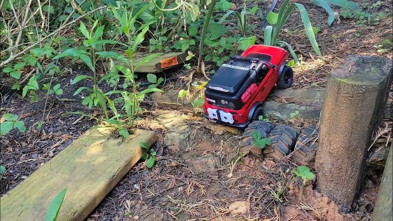 raw, uncut run of my bronco with new scale goodies and mofo rc servo