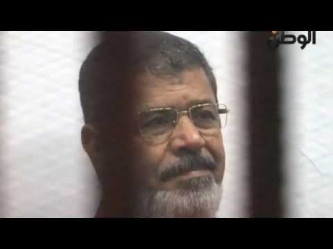 شاهد لحظة وفاة محمد مرسي الرئيس المصري السابق تابع الاخوان سبب وفاة محمد مرسي