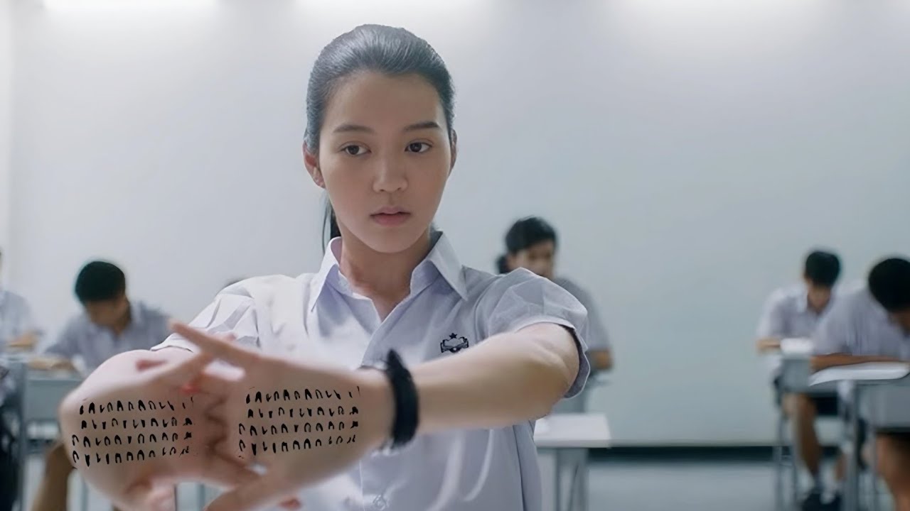 DEMU NOMAA ANAUWEZO WA KUPIGA CHABO CHUMBA CHA MTIHANI NA HASTUKIWI HII FILAMU NI NOMA WAZEEEEEE!!