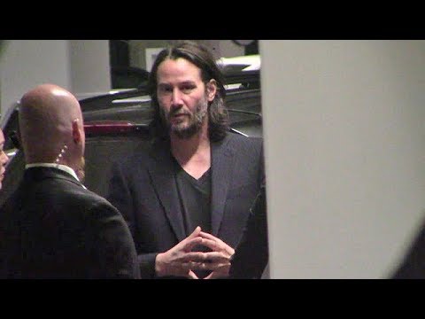 Keanu Reeves Drives Fans WILD At The 