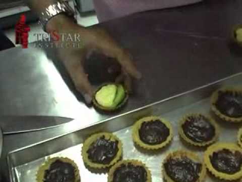 membuat-fruit-pie---lemon-pie-_-info-:-031-8480821