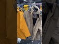 ワークマン暖かすぎるコスパ最強ダウンの新作が更に使いやすく進化していてやばい…【モンスターパーカー】