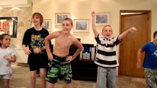 Baile Del Caballo Con Primos.mov