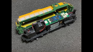 Walthers Mainline GP9 II Speaker Upgrade Comparison by Scale Sound Systems Loksound Essential vs 5