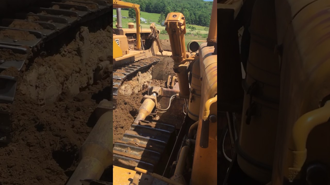 A D8 36a and a D8 46a pushing - YouTube