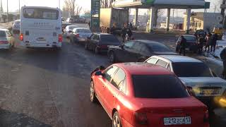 Алмата,Автобус, дебилы и пробки