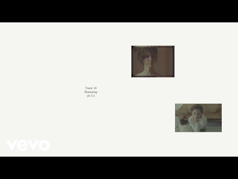 Gracie Abrams - Humming (Official Lyric Video)