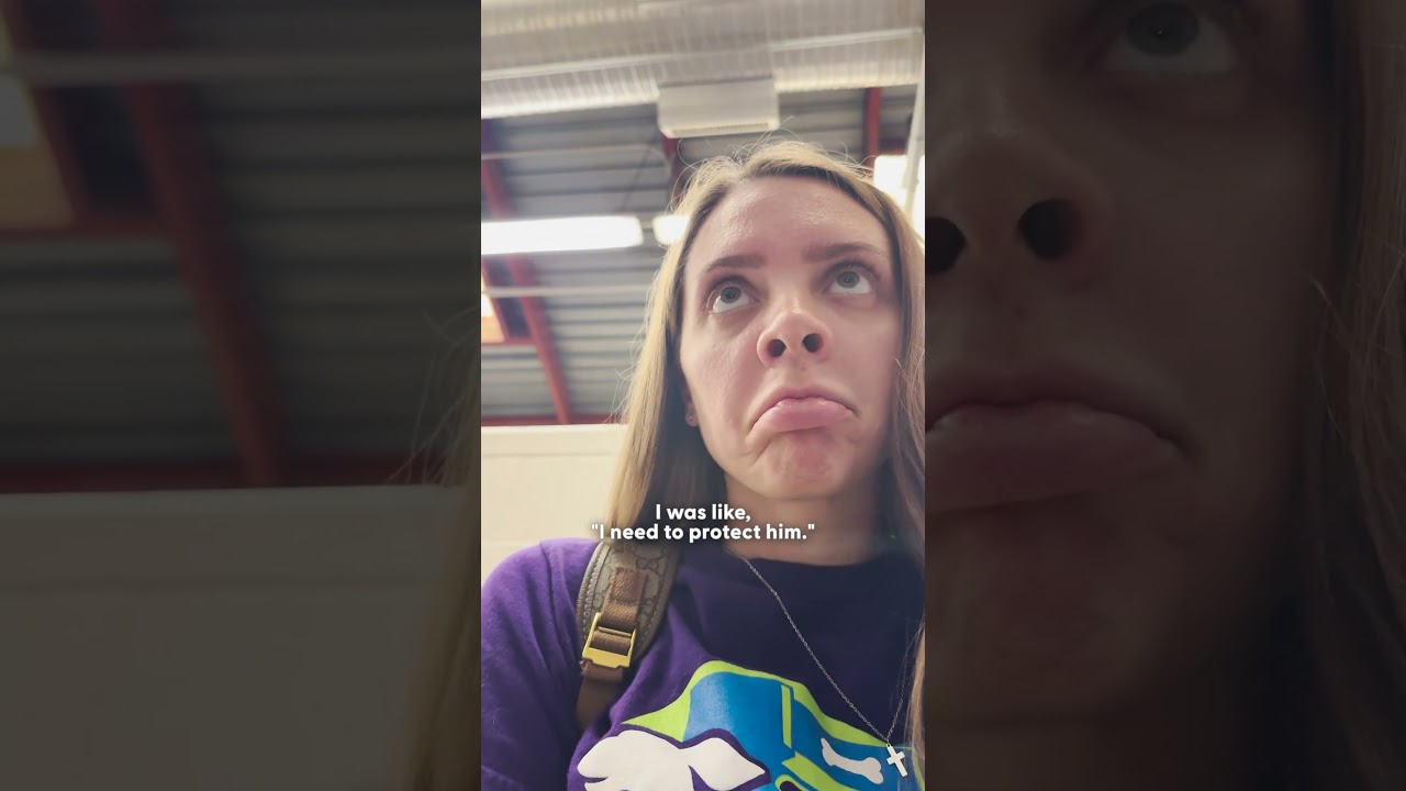 Женщина взяла к себе убитого горем хаски после того, как иммиграционная служба депортировала его ...