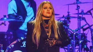 New Update!! Breaking News Of   Kelly Clarkson   || It will shock you Resimi