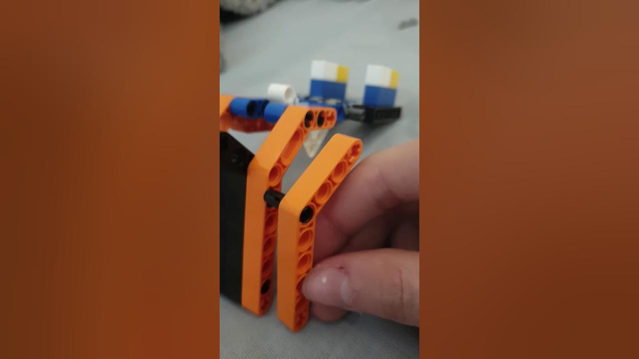 Comment construire un pistolet en Lego plus présentation YouTube